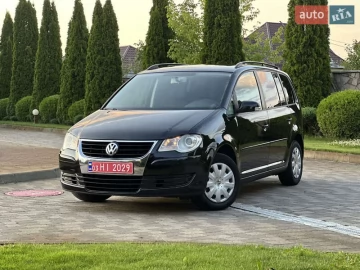 Авто Volkswagen Touran 2008 № 7824388