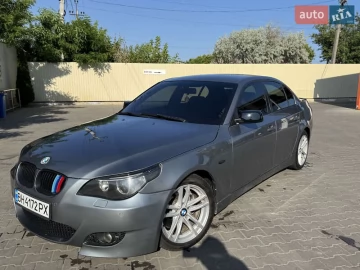 Авто BMW 5 Series 2004 № 7824389