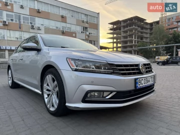 Авто Volkswagen Passat 2018 № 7824421
