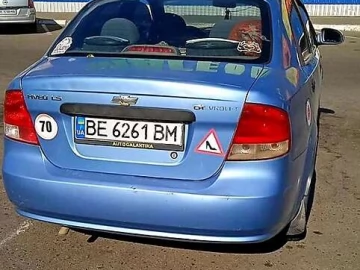 Авто Chevrolet Aveo 2005 № 7824450