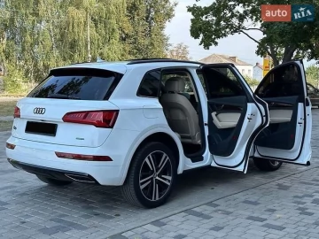 Авто Audi Q5 2019 № 7824545