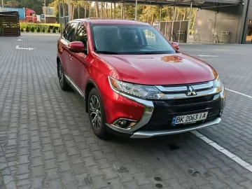 Авто Mitsubishi Outlander 2017 № 7824957