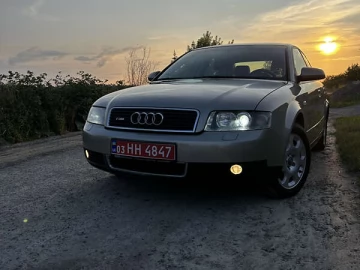 Авто Audi A4 2001 № 7825089