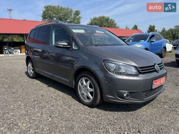 Авто Volkswagen Touran 2013 № 7825151