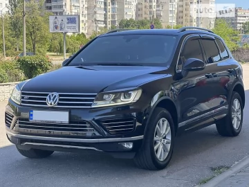 Авто Volkswagen Touareg 2017 № 7825218