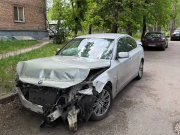 Авто BMW 5 Series 2004 № 7825261