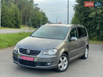 Авто Volkswagen Touran 2009 № 7825334