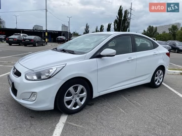 Авто Hyundai Accent 2018 № 7825344