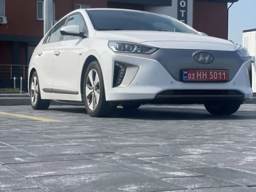 Авто Hyundai Ioniq 2017 № 7825374