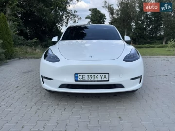 Авто Tesla Model Y 2023 № 7825444