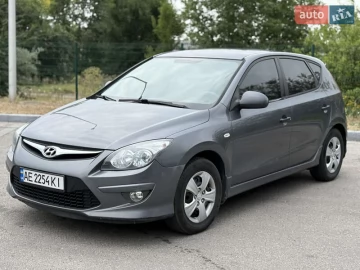 Авто Hyundai I30 2010 № 7825568