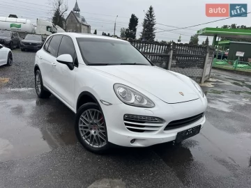 Авто Porsche Cayenne 2014 № 7825721
