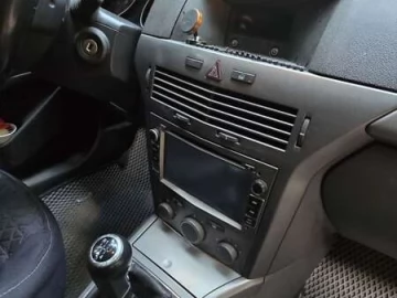 Авто Opel Astra 2004 № 7825781