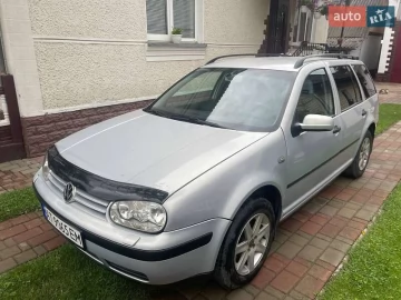 Авто Volkswagen Golf 2000 № 7825785