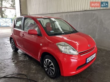 Авто Daihatsu Sirion 2005 № 7825790