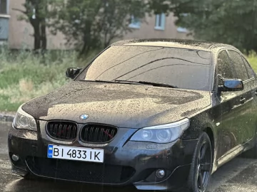 Авто BMW 5 Series 2004 № 7825943