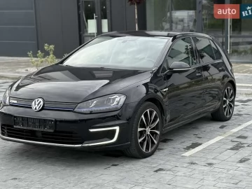 Авто Volkswagen E-Golf 2015 № 7825951