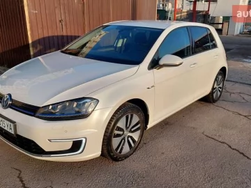 Авто Volkswagen E-Golf 2015 № 7825954