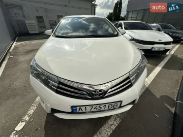 Авто Toyota Corolla 2013 № 7825977