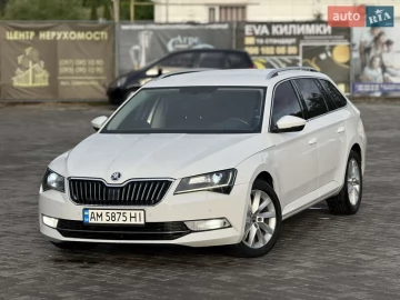 Авто Skoda Superb 2017 № 7826006