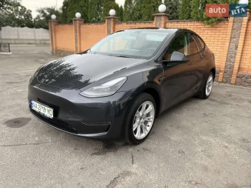 Авто Tesla Model Y 2024 № 7826055