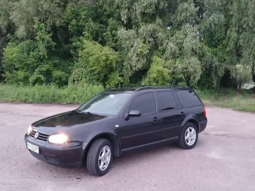 Авто Volkswagen Golf 2000 № 7826100