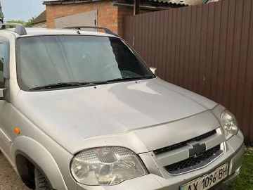 Авто Chevrolet Niva 2010 № 7826108