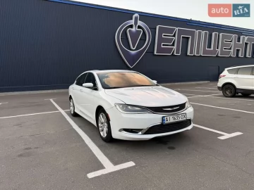 Авто Chrysler 200 2014 № 7826282