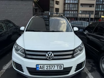 Авто Volkswagen Tiguan 2016 № 7826300