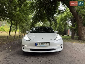 Авто Tesla Model 3 2018 № 7826344
