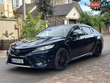 Авто Toyota Camry 2018 № 7826375