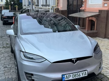 Авто Tesla Model X 2017 № 7826387