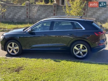 Авто Audi E-Tron 2021 № 7826403