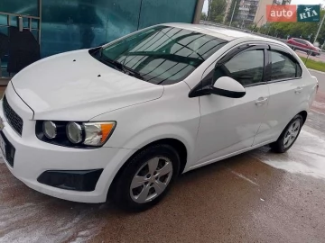 Авто Chevrolet Sonic 2014 № 7826538