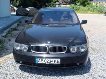 Авто BMW 7 Series 2003 № 7826573
