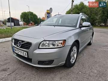 Авто Volvo V50 2009 № 7826589