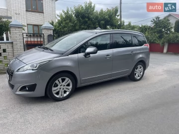 Авто Peugeot 5008 2013 № 7826617