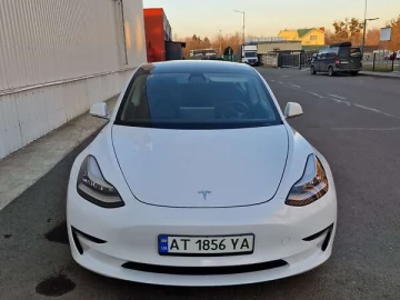 Авто Tesla Model 3 2020 № 7826743