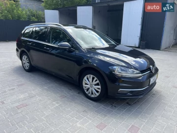 Авто Volkswagen Golf 2018 № 7826800