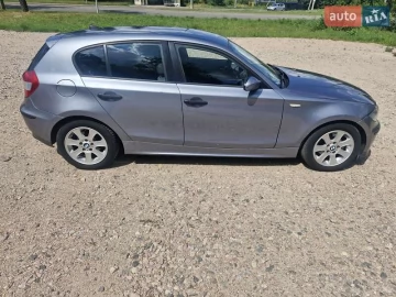 Авто BMW 1 Series 2006 № 7826951