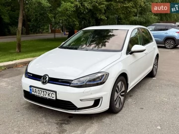 Авто Volkswagen E-Golf 2018 № 7827256