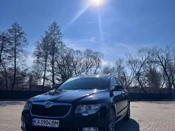 Авто Skoda Superb 2010 № 7827401