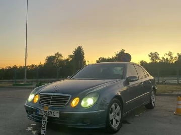 Авто Mercedes E-Class 2003 № 7827525
