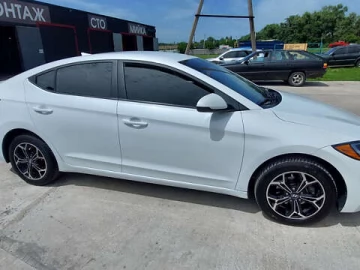 Авто Hyundai Elantra 2017 № 7827599