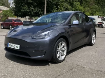 Авто Tesla Model Y 2021 № 7827644