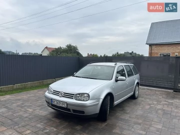 Авто Volkswagen Golf 2004 № 7827691