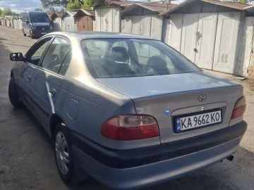 Авто Toyota Avensis 2001 № 7827693