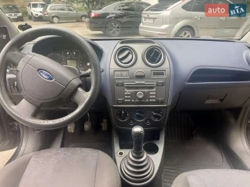 Авто Ford Fiesta 2006 № 7828104