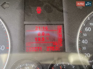 Авто Volkswagen Touran 2005 № 7828152