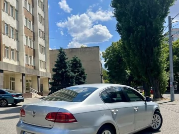Авто Volkswagen Passat 2011 № 7828198